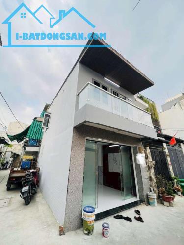 HẺM 5M THÔNG, 32M2, 2 TẦNG, GẦN CHỢ, HƯƠNG LỘ 3 GIÁ CHỈ 3.05 TỶ - 3