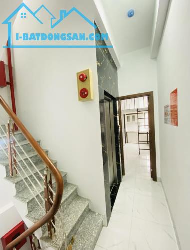 BÁN CCMN TRIỀU KHÚC - GÀ ĐẺ TRỨNG VÀNG - NHÀ MỚI CỨNG 8 TẦNG THANH MÁY - NGÕ RỘNG THÔNG - - 2