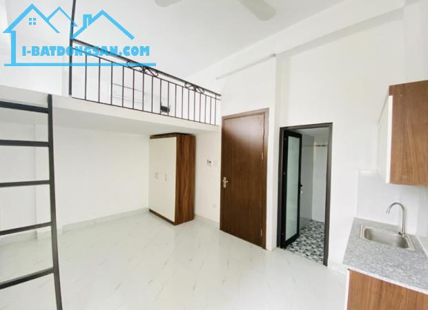 Bán CCMN TRIỀU KHÚC - 80M * 8T - Thang máy - Gần phố - Ngõ to rộng thoáng.