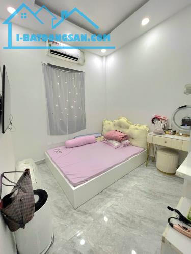 Bán Nhà 4m x11m x 2 Tầng Nở Hậu, Đường Nguyễn Thị Thập ,Q.7 - 2