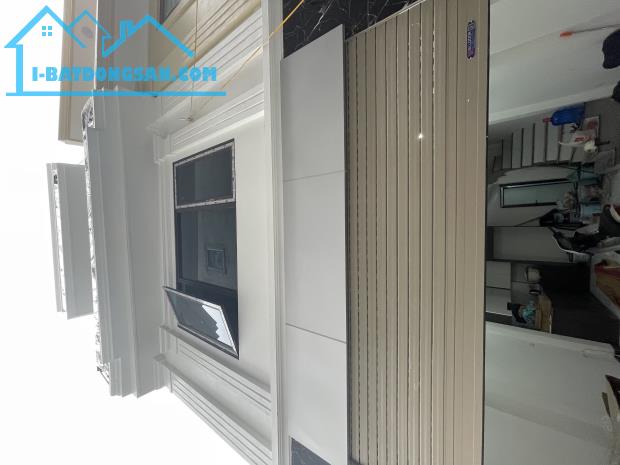 Bán nhà ở Cầu Diễn, Q Bắc Từ Liêm, dt 42m2 x 5 tầng full nội thất với giá 6,7 tỷ - 1