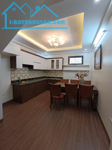 C11 Long Châu, Phụng Châu Chương Mỹ 3 đến 6,