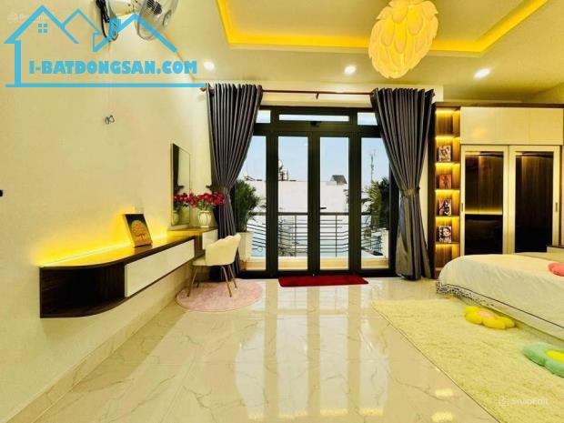 BÁN NHÀ ĐẸP NHƯ TRANH - 4 TẦNG - XE HƠI ĐẬU CỬA - HẺM 6M - 7.X TỎI NHỎ XÍU - 3