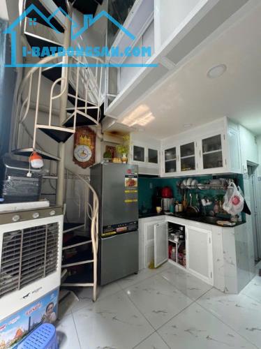 BÁN NHÀ AEON TÂN PHÚ, HẺM XE HƠI, SHR, 3 TẦNG NGANG 4M, NHỈNH 2 TỶ - 2