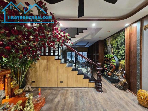 Bán Tòa nhà 6T, thang máy Phố Mai Anh Tuấn, Hoàng Cầu, Đống Đa - DT131m2 - Sổ đỏ sẵn 43,9 - 1