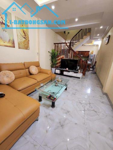 Cần bán nhà Thanh Liệt 20m ra ô tô 51m2 6.5tỷ