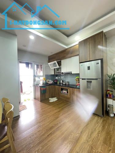 CHUNG CƯ BEMES 75m2, 2 ngủ, 3.7 tỷ - LÔ GÓC+ NỘI THẤT XỊN+ SỔ ĐỎ - 3