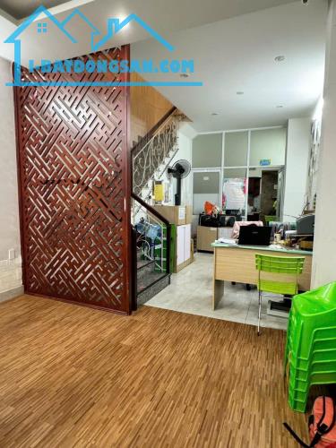 Bán nhà quận 10 đường Thành Thái, 60m2, 4 tầng, hẻm xe hơi 11.5 tỷ - 4