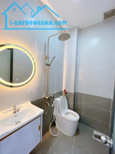 **Bán nhà phường 14, Tân Bình, hẻm Trường Chinh; 5*8 4 tầng - nhỉnh 6 tỷ - 2