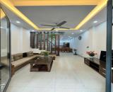🏡 Nguyễn Văn Cừ - Long Biên - 47m2 - 10,2 tỷ - Dân xây - Ô tô