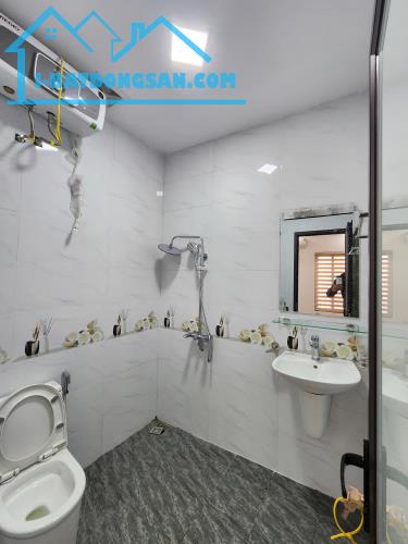 BÁN NHÀ Đào Tấn, 43mx6T, thang máy, chỉ 8,8 tỷ. - 2