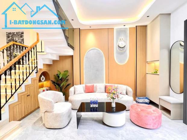 BÁN NHÀ HXH Nguyễn Phúc Chu, Tân Bình 4 tầng 55m2 (5x11). Nhà đẹp ở ngay. Giá chỉ 7,99 tỷ. - 2