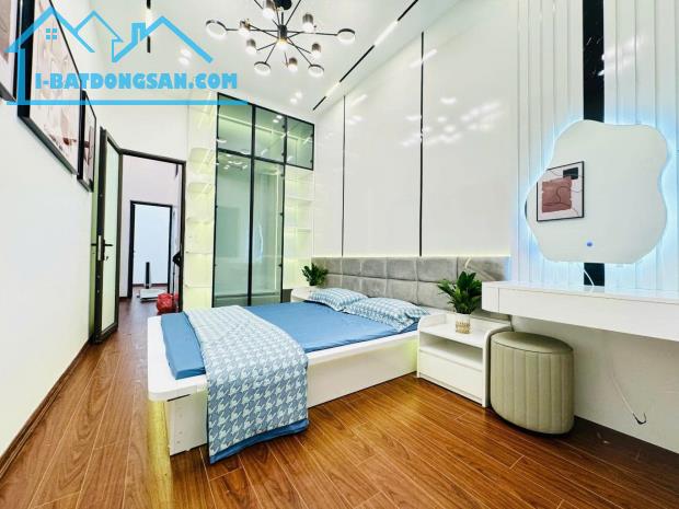 SIÊU HIẾM trong phân khúc 35m2 - 4 Tầng - gần phố Ô TÔ - Nhà mới, đẹp FULL NỘI THẤT - Xem - 3