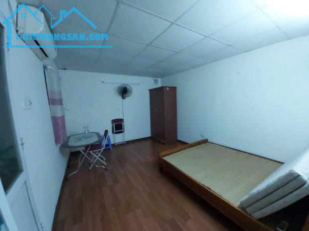 Cho thuê Tập thể Võ Thị Sáu, 75m2, 2 ngủ chỉ 7 Triệu/th vào được ngay - 1