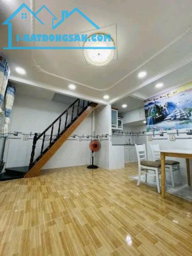Nhà bán 4.5x6m trệt lầu 2PN đẹp Hẻm 389 Lê văn Khương Quận 12 giá rẻ 1.35 tỷ - 2