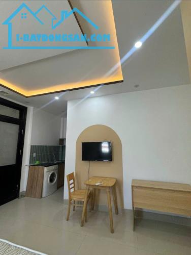 Dòng Tiền Tốt - Bán Toà Căn Hộ Biển Sơn Trà 120m2 5 Tầng Doanh Thu 40 triệu Giá Chỉ 7.x tỷ - 2
