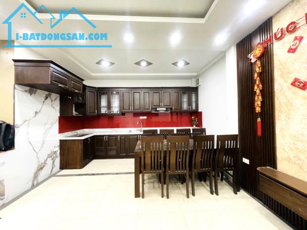 Bán nhà mặt tiền mênh mông trong Ngõ lớn phố Nhân Hòa - 1