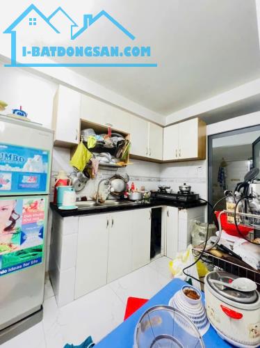 Bán nhà HXH 50m2 (4.5x11m) 3PN, KHÔNG QH, SÁT VÁCH Q7, chỉ 3.79 TỶ - 3