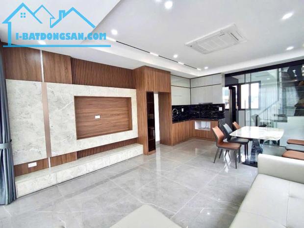 [SIÊU RẺ] Bán nhà Nguyễn Sơn - Long Biên - Thang Máy - Dân Cư Tuyệt Vời - Giá 9.3 Tỷ - 1