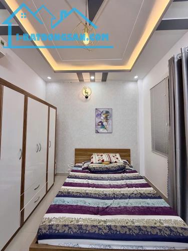 🏠 HIẾM CỰC 5 TẦNG CHUẨN XE HƠI NGỦ - NGAY NGUYỄN VĂN KHỐI - 50M2 - CHỦ XÂY TÂM HUYẾT - 3