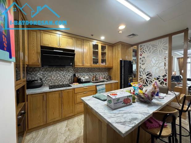 Bán căn hộ cao cấp 3PN 131m2 full đồ R2 Royal City, view vườn hoa nội khu cực đẹp, 13.5 tỷ - 4