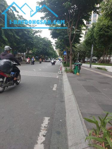 Q7 ,Phú Thuận,Nguyễn Văn Qúy, diện tích 65m2  ngang 5m x dài 13m 10,5 tỷ. Siêu hời - 2