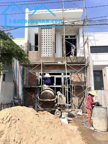 Nhà sổ riêng thổ cư, 900 triệu nhận nhà, gần bờ kè Bửu Long - 1