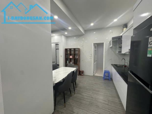 Cho thuê căn hộ chung cư N01 Dịch Vọng, 2 ngủ 80m2 đủ đồ đẹp 11,5 triệu