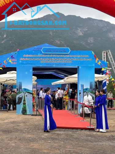ĐẤT KHU KINH TẾ VÂN PHONG - ĐÓN SÓNG SÁT NHẬP - 2
