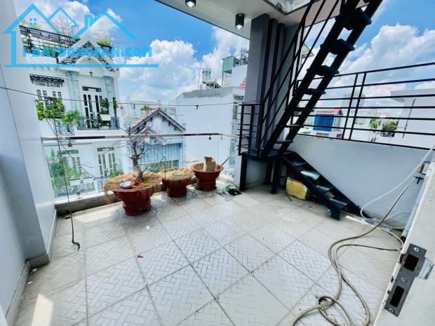 NHÀ 5 TẦNG KHU PHÂN LÔ - HẺM Ô TÔ THÔNG – DT: 62m2 – GIÁ 6,2Đ - 4