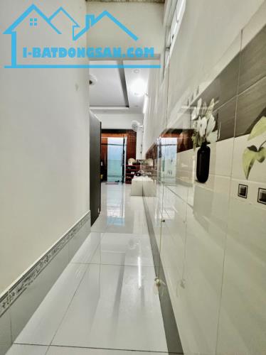 BÁN NHÀ QUẬN 1 HBG 60M2 NGANG GẦN 4M 2 PN SÁT MT VIP Q1 T GẤP BÁN RẦN QUANG KHẢI 5.1 TỶ. - 3