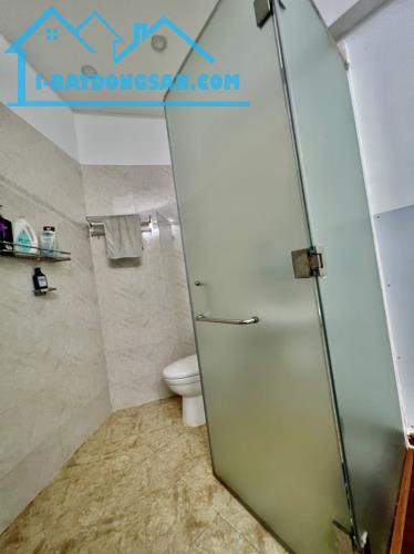 BÁN NHÀ QUẬN 1 HBG 60M2 NGANG GẦN 4M 2 PN SÁT MT VIP Q1 T GẤP BÁN RẦN QUANG KHẢI 5.1 TỶ.