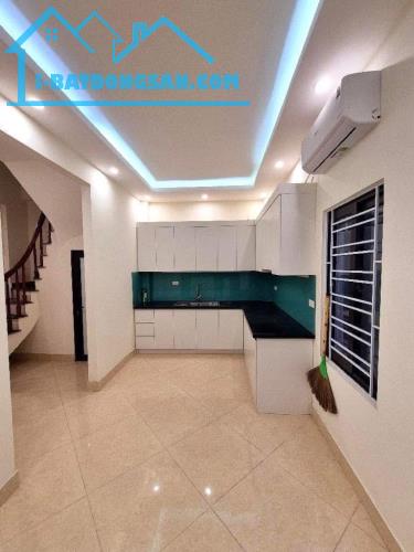 BÁN NHÀ YÊN HÒA - 51M², 5 TẦNG - NGÕ THÔNG, KINH DOANH ĐỈNH - 7 PHÒNG, THU NHẬP 300TR/NĂM - 2