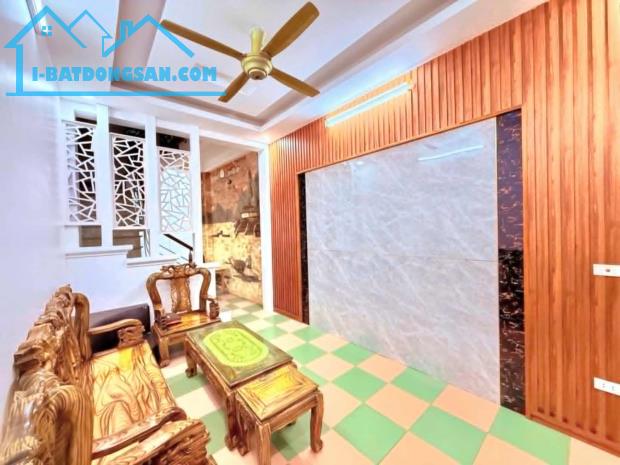 BÁN GẤP NHÀ BA ĐÌNH GIÁP DANH TÂY HỒ, HOÀN KIẾM FULL NỘI THẤT 38M X 4 TẦNG 5,8 TỶ