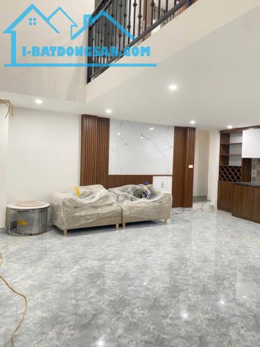 BÁN NHÀ 4 TẦNG, 40M2, NGÕ PHỐ KHÂM THIÊN, ĐỐNG ĐA - GIÁ CHỈ 4 TỶ - SỔ ĐỎ CHÍNH CHỦ