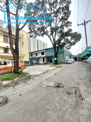 565m kho xưởng khu vực Kim Giang cần cho thuê, container ra vào, bảo vệ 24/7, giá 63tr - 3