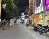 BÁN NHÀ MẶT PHỐ CHÙA BỘC, DT GẦN 50M2, XÂY 4 TẦNG, MẶT TIỀN HƠN 6M, GIÁ CHỦ CHÀO 40 TỶ.