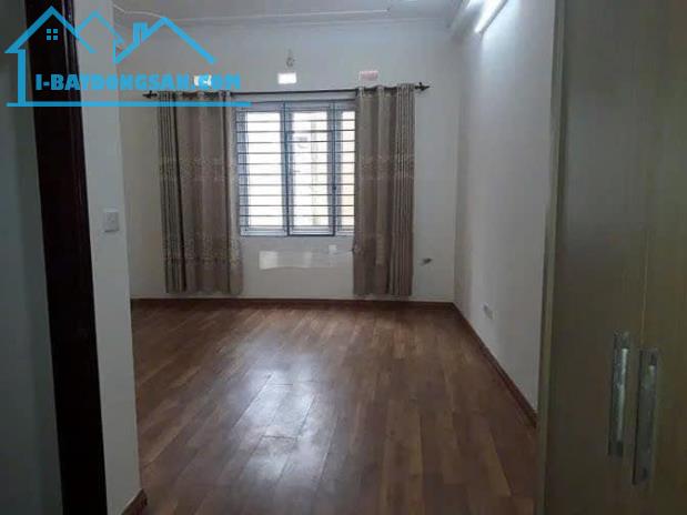 Cho thuê nhà ngõ 184 Vương Thừa Vũ làm VP, KD online kết hợp ở, 4 tầng x 40m2, 11 Triệu - 3