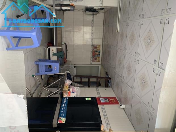 Bán nhà 1/ đường Nguyễn Thế Truyện, Tân Phú, 55,6m2 (4,8x12) chỉ 4,99 tỷ.