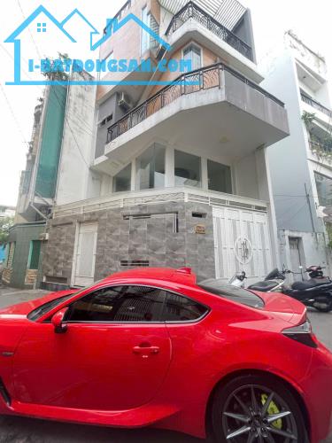 bán nhà góc 2 mặt tiền, cách mạng tháng 8, P15, Q10.Dt:5x14, 1tr1l,3l,st, giá:13,8 tỷ