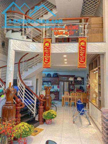 bán nhà góc 2 mặt tiền, cách mạng tháng 8, P15, Q10.Dt:5x14, 1tr1l,3l,st, giá:13,8 tỷ - 2