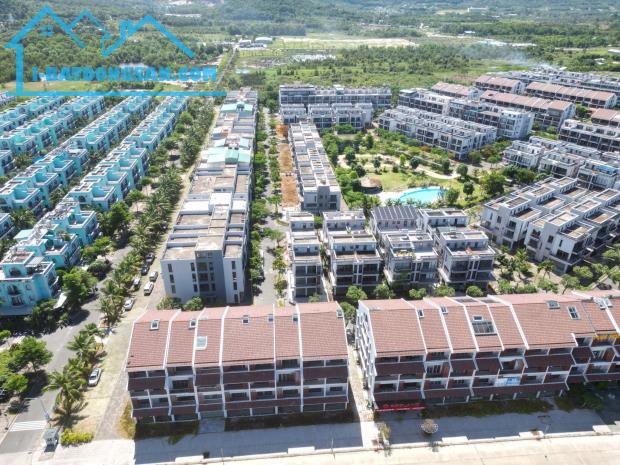 Bán nhà phố sonasea villas and resort , 550m2, 40 tỷ, thiết kế 40 phòng nằm trên trục