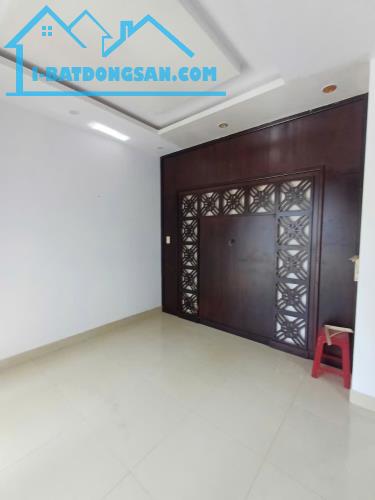 Nhà 4 tầng 4 ngủ ở ngay nhà đẹp đất 92m2 TT Hải Châu đường Ba Đình giá 6.5 tỷ - 2