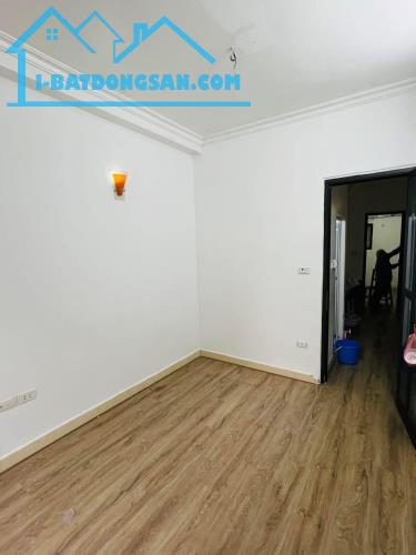 BÁN NHÀ YÊN HÒA - LÔ GÓC 3 THOÁNG - 35M², 5 TẦNG, 5 PHÒNG NGỦ - NGÕ RỘNG, NÔNG - 3