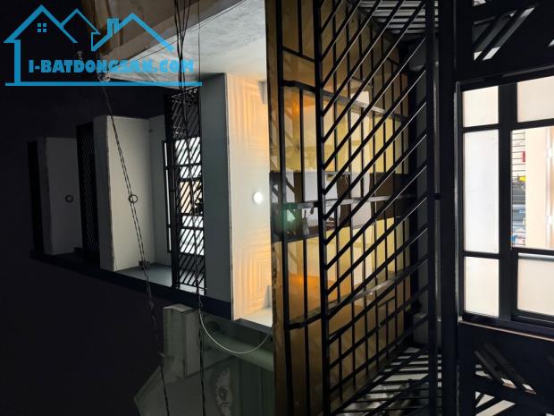NGAY CỔNG KHU CÔNG NGHIỆP TÂN BÌNH, 50M2, 5 TẦNG 5PN 5WC, NHỈNH 5 TỶ