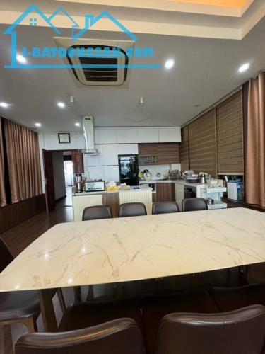 Bán Building lô góc mặt đường Láng 135m2*8T*mt6,75m giá cực sốc lh 0945336319 - 2