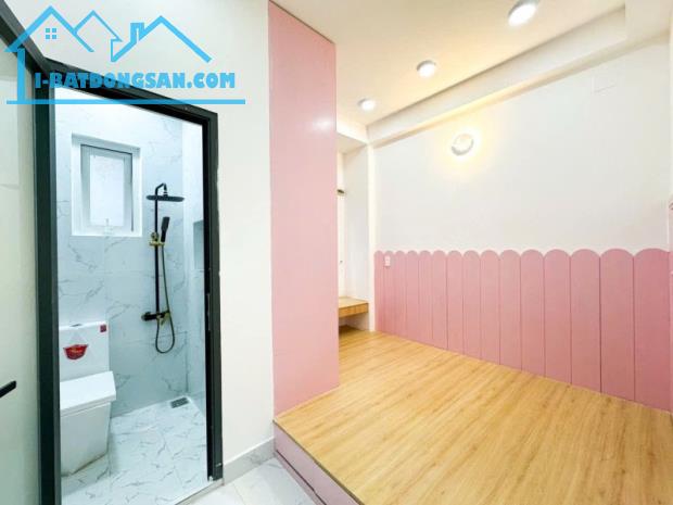 KHU VIP D2 NGUYỄN GIA TRÍ P25 BT - 5 TẦNG - 3 PN WC KHÉP KÍN - DTSD 100m2 - H3G THÔNG - 3 - 2