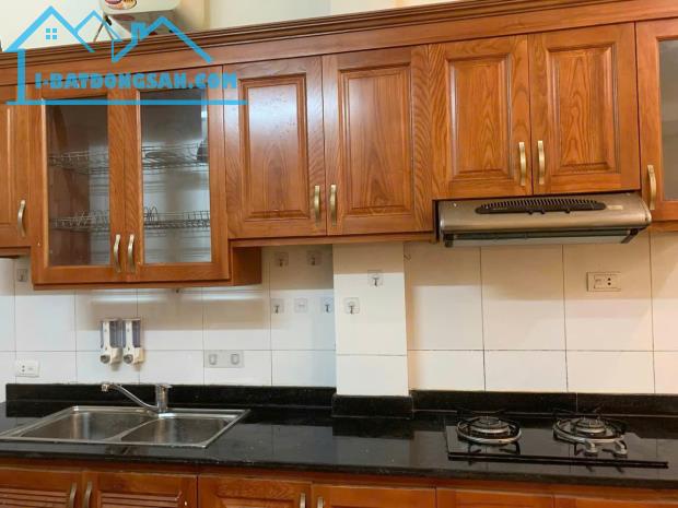 Cho thuê nhà nguyên căn ngõ 175 Định Công, 45m2, 3.5 tầng, 3 ngủ, 9tr5 vào ngay - 2
