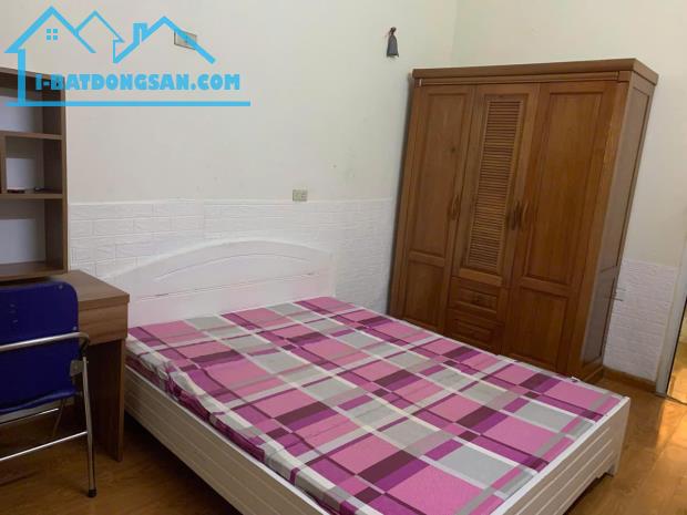 Cho thuê nhà nguyên căn ngõ 175 Định Công, 45m2, 3.5 tầng, 3 ngủ, 9tr5 vào ngay - 3