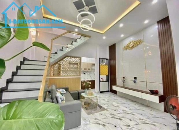 Nhà gần trường THCS Lý Thường Kiệt, Hải Châu nhỉnh 2.5x tỷ